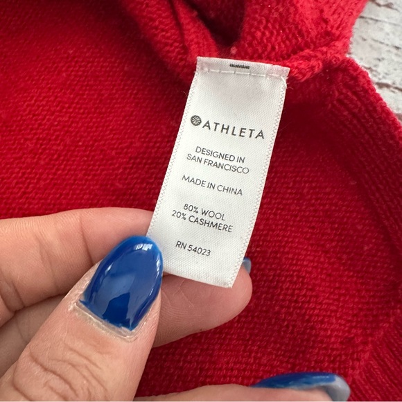 Athleta Wool/Cashmere Red Oversized Sweater - Picture 7 of 9